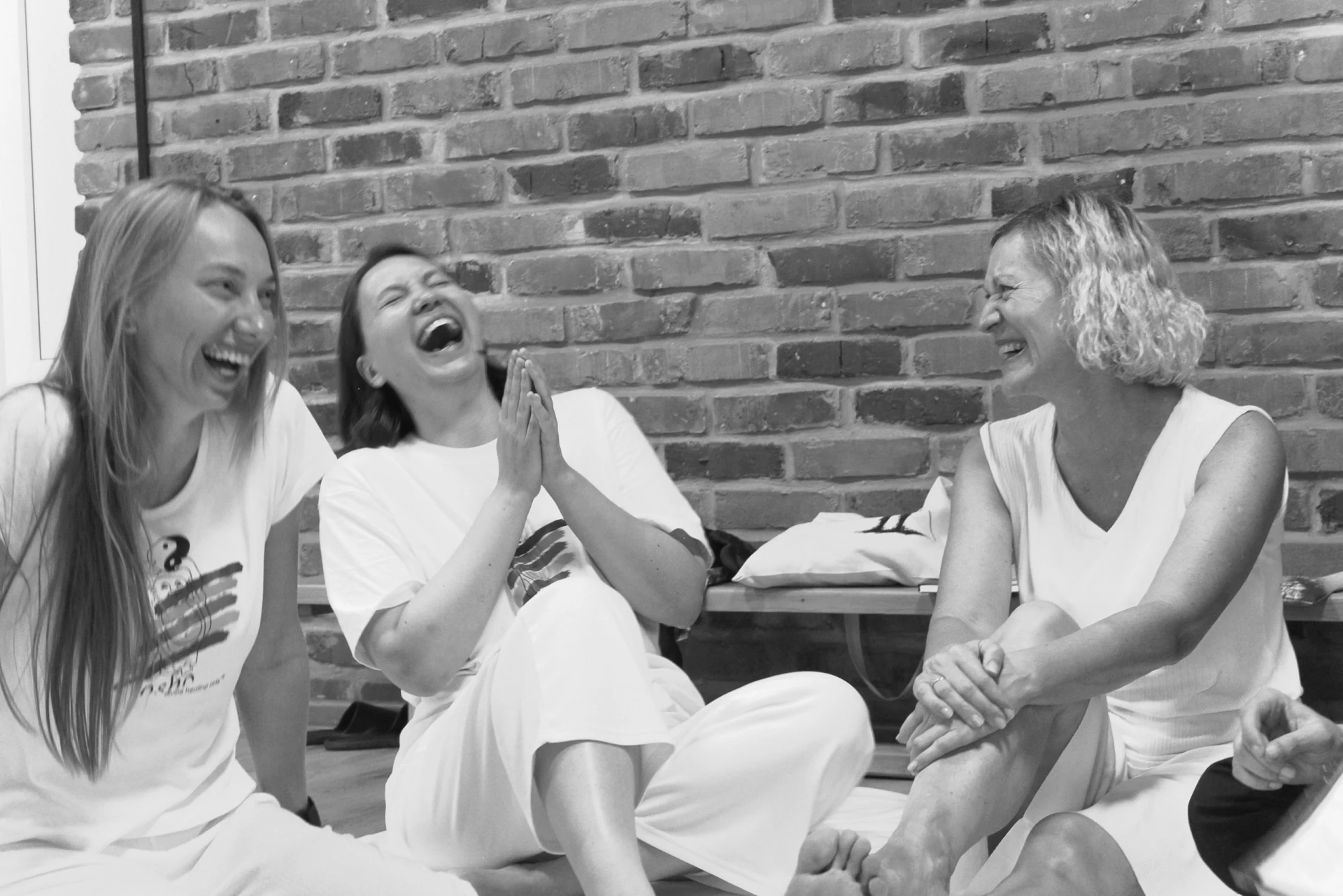 Контакт с телом вместо постоянного напряжения